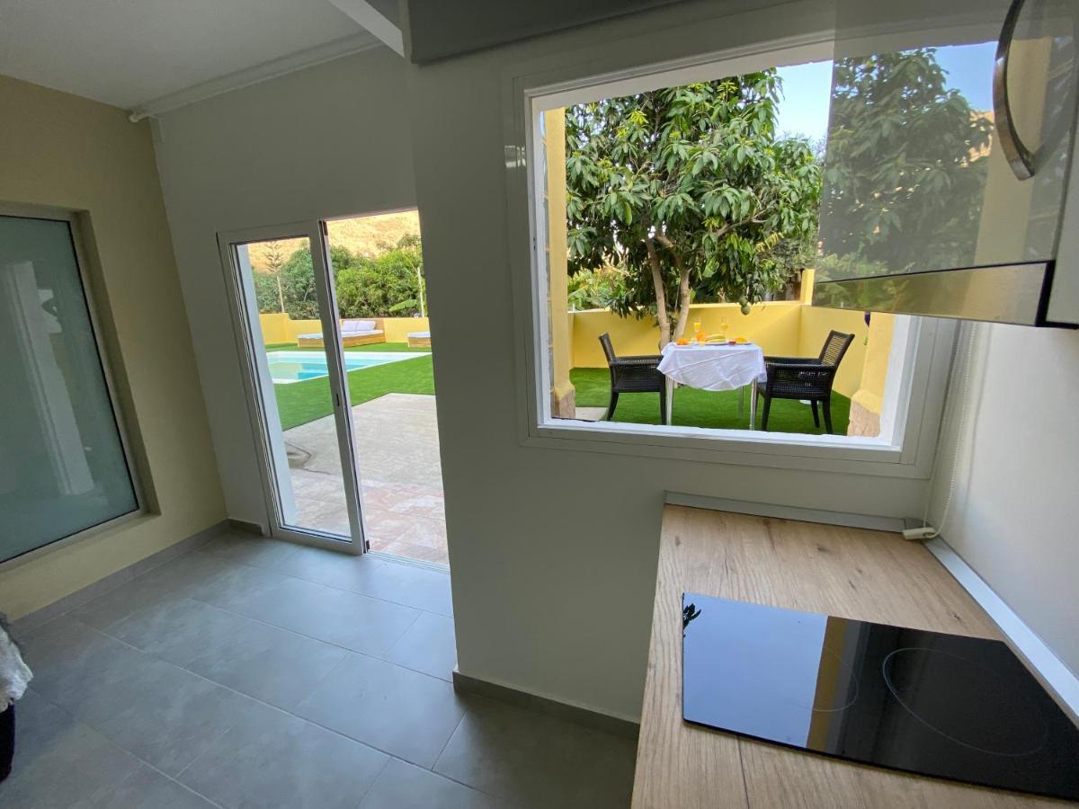 Sunny Carmelito Deluxe Apartment Mogan Exterior photo