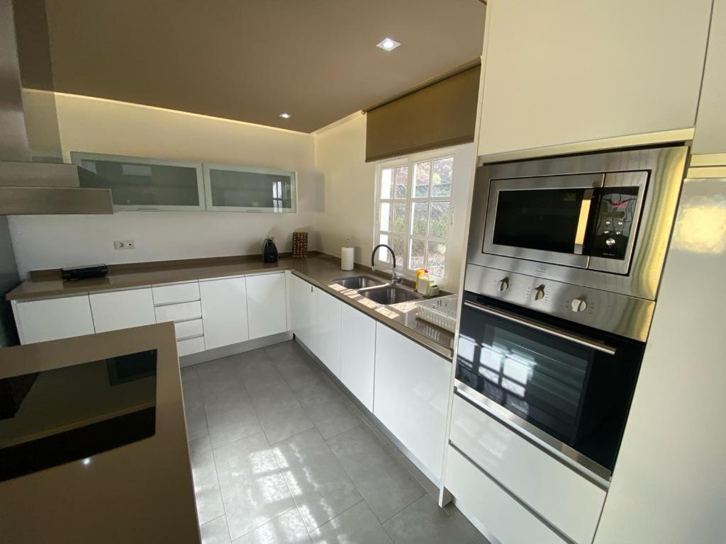 Sunny Carmelito Deluxe Apartment Mogan Exterior photo