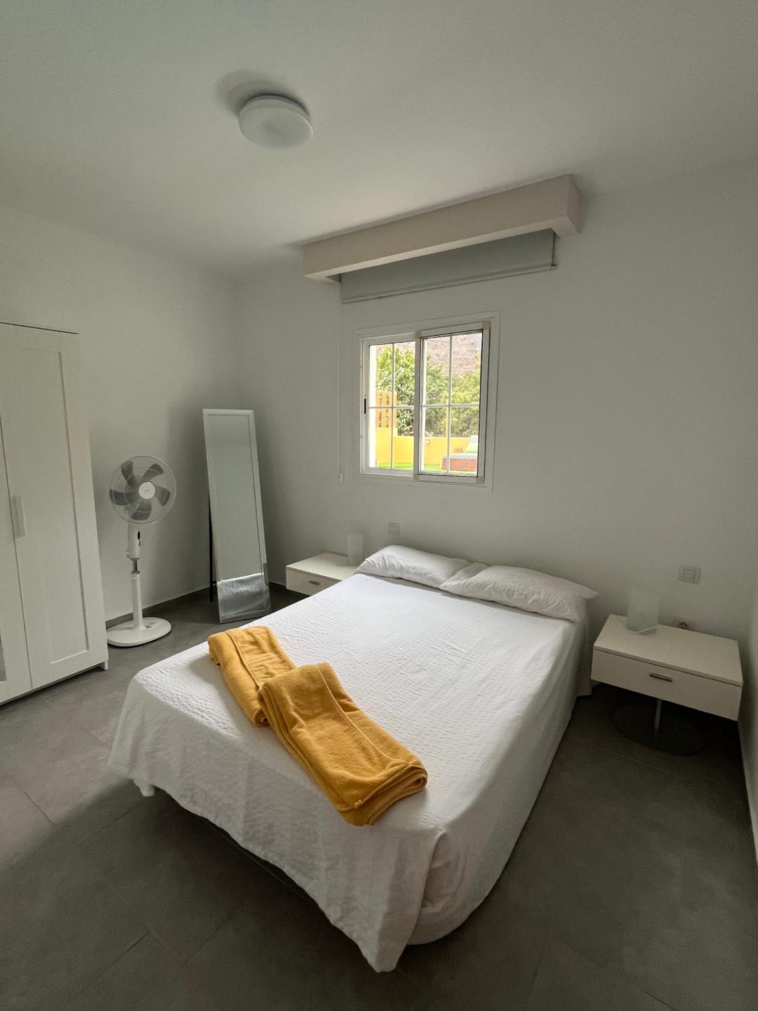 Sunny Carmelito Deluxe Apartment Mogan Exterior photo